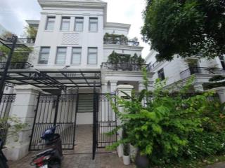 Biệt thự vinhomes riverside 180m2, 4 tầng giá 72 tỷ. chủ cần bán nhanh thương lượng mạnh.