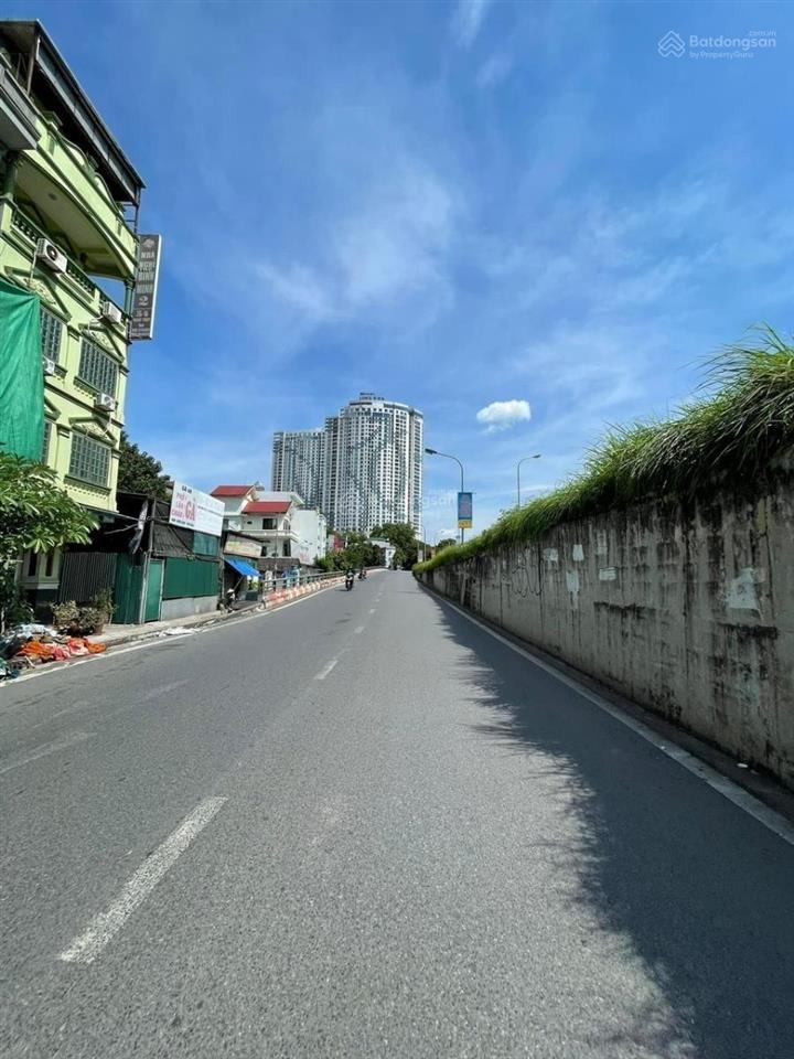Siêu phẩm mặt phố ngọc thụy 316m2 mặt tiền 10m. kinh doanh đỉnh, ô tô tránh vỉa hè, lô góc.