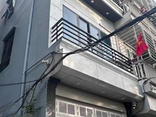 Bán gấp chỉ 8.8 tỷ nhà gia thụy long biên 48m2 tầng dân xây, căn góc, ô chờ thang máy, ô tô