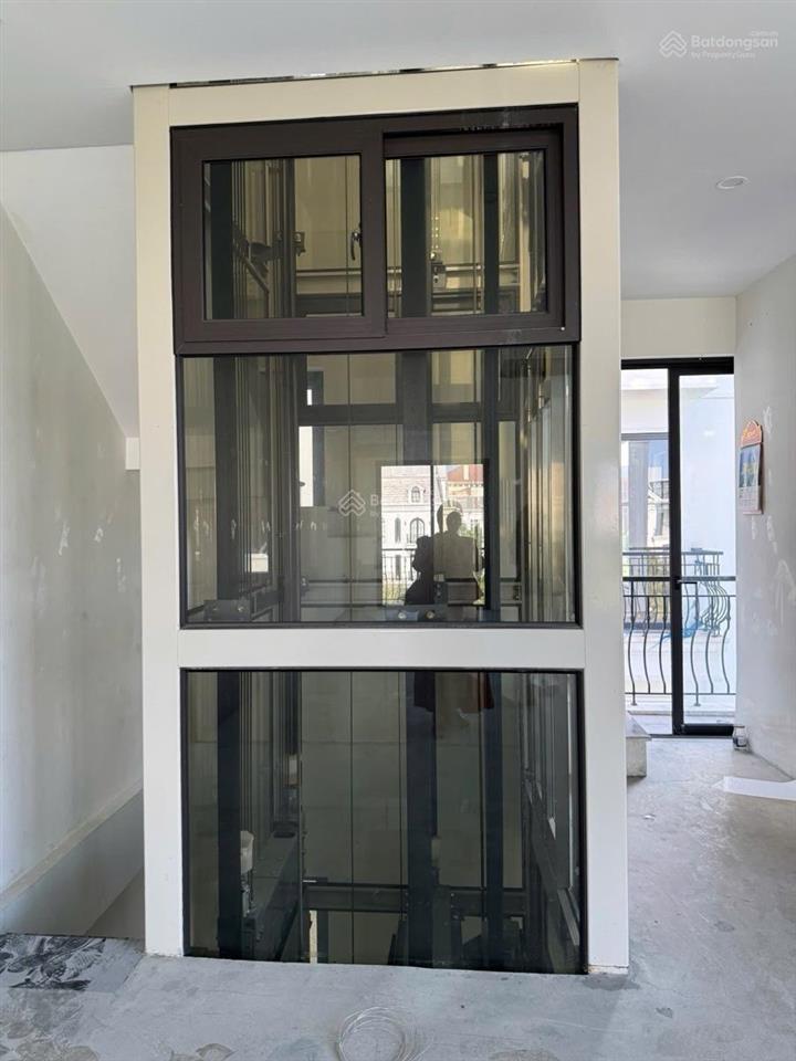 Bán biệt thự the daimond mặt phố đào hinh long biên. 138m3 5tầng thang máy, kinh doanh. giá 57tỷ