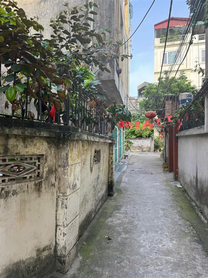 Chủ ngộp bank cắt lỗ 132m2, 14 tỷ, việt hưng long biên, mặt tiền 8m, đất đẹp phân lô