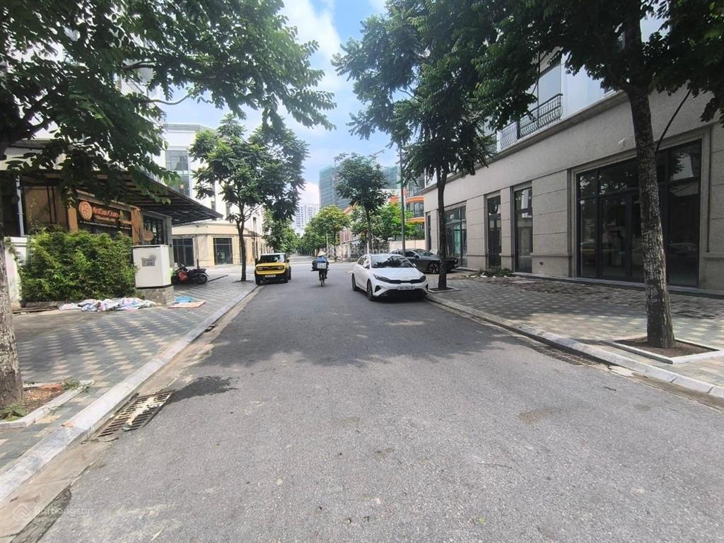 Bán gấp bt the diamond point nguyễn lam long biên 135m2, 5 tầng, kinh doanh. giá 56 tỷ