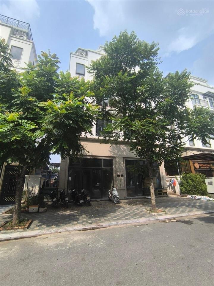 Bán gấp bt the diamond point nguyễn lam long biên 135m2, 5 tầng, kinh doanh. giá 56 tỷ