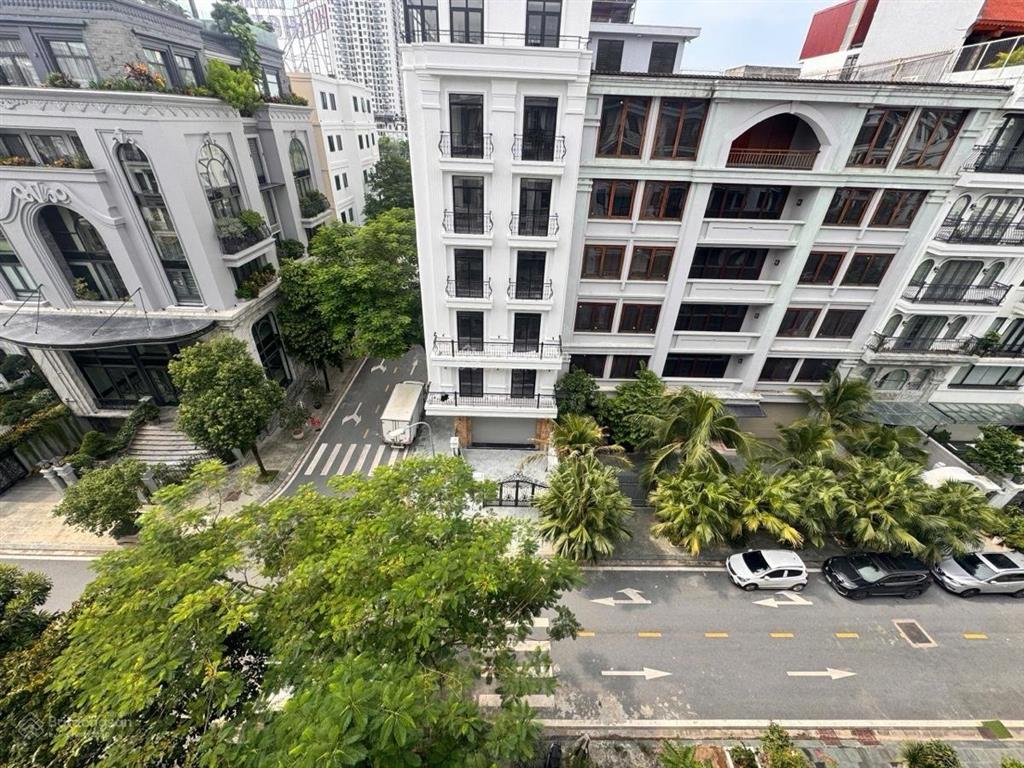 Biệt thự minh nhựa lâm hạ. 114m2 7,5 tầng mặt tiền 6m, kinh doanh. giá 53.6 tỷ full nội thất