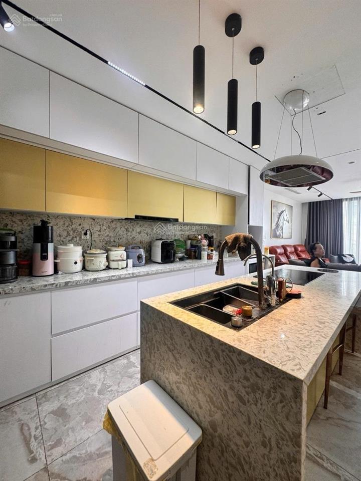 Biệt thự minh nhựa lâm hạ. 114m2 7,5 tầng mặt tiền 6m, kinh doanh. giá 53.6 tỷ full nội thất