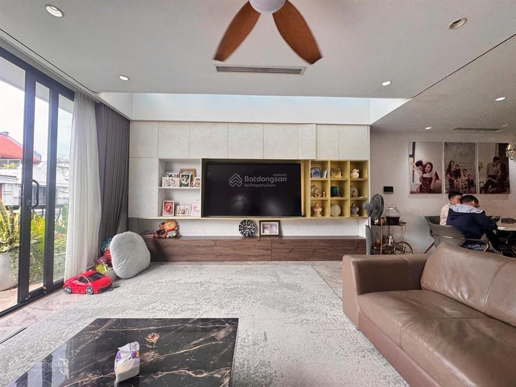 Biệt thự minh nhựa lâm hạ. 114m2 7,5 tầng mặt tiền 6m, kinh doanh. giá 53.6 tỷ full nội thất