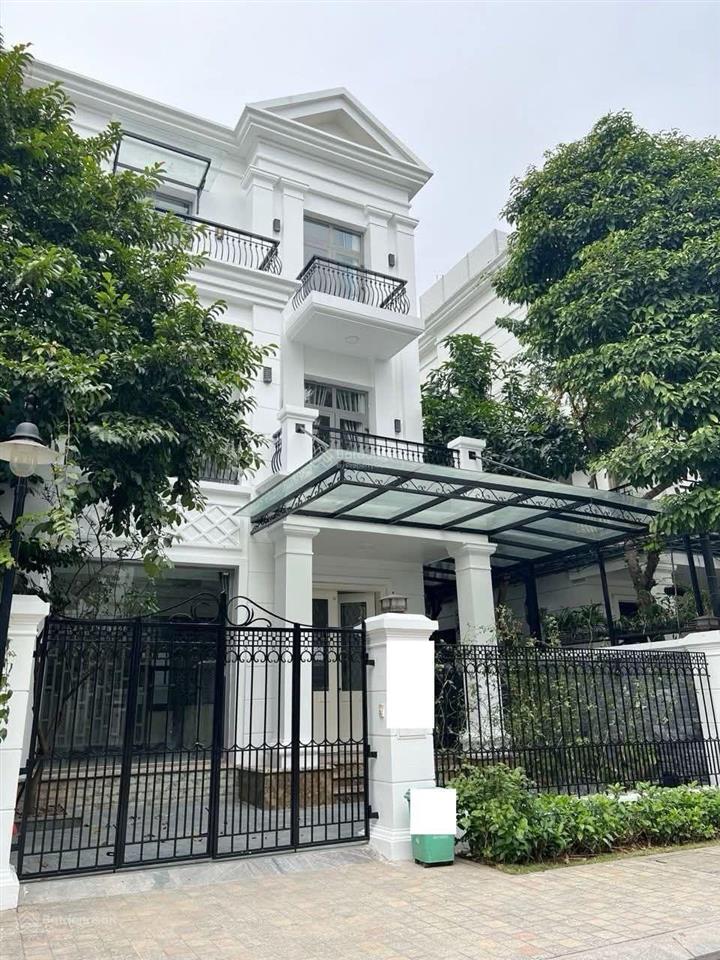 Giá siêu đầu tư. biệt thự nguyệt quế vinhomes riverside, giá 63 tỷ. 176m2 4 tầng mặt tiền 8m.