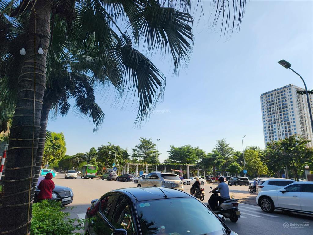 Mặt phố hoàng như tiếp, 86m2, 4 tầng view công viên, bv tâm anh. lô góc mặt tiền khủng