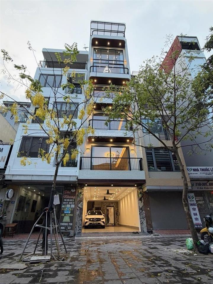 Chủ cần bán gấp nhà mặt phố trạm. 58m2 7 tầng thang máy, vỉa hè đá bóng kinh doanh mọi loại hình.