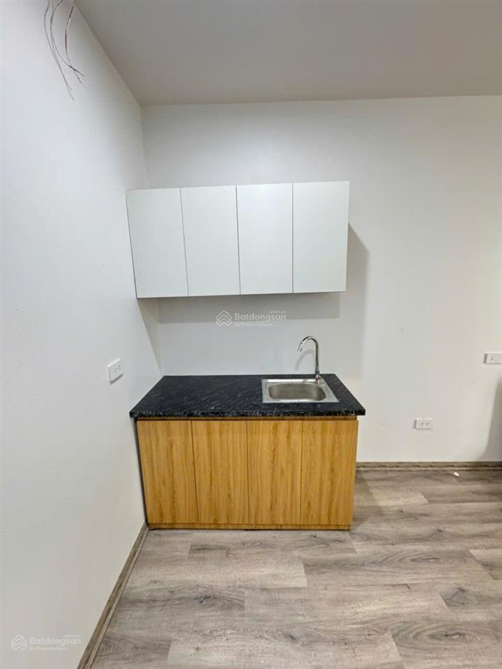 Phòng thang máy thụy khuê an toàn pccc tây hồ, đủ đồ giá 4 tr/th