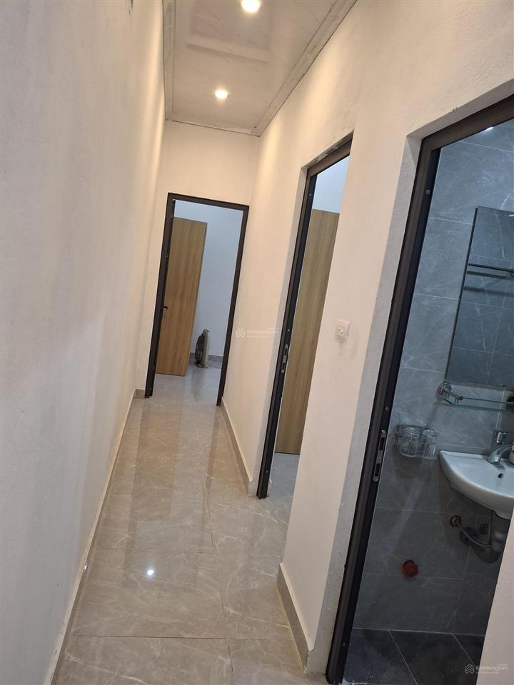 Cho thuê nhà c4 hộ gia đình hoặc tổ thợ với 2pn, 1wc, 60m2 tại xuân đỉnh, giá 7tr/th, riêng biệt