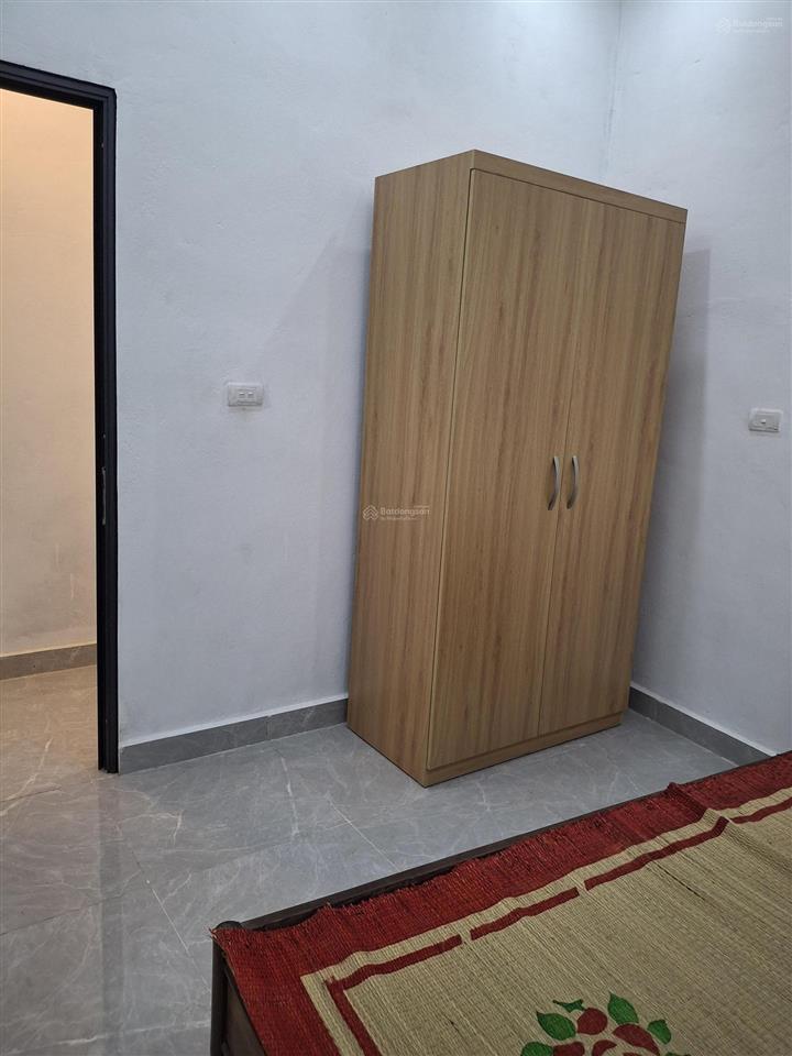 Cho thuê nhà c4 hộ gia đình hoặc tổ thợ với 2pn, 1wc, 60m2 tại xuân đỉnh, giá 7tr/th, riêng biệt