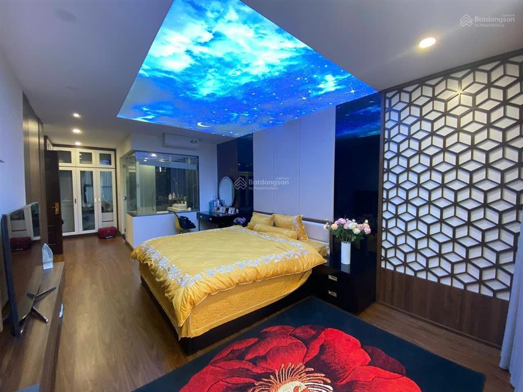 Bán cc diamond flower tower, giá thỏa thuận, 160m2, 3pn, 2wc, đông nam, tây nam, uy tín, hot!