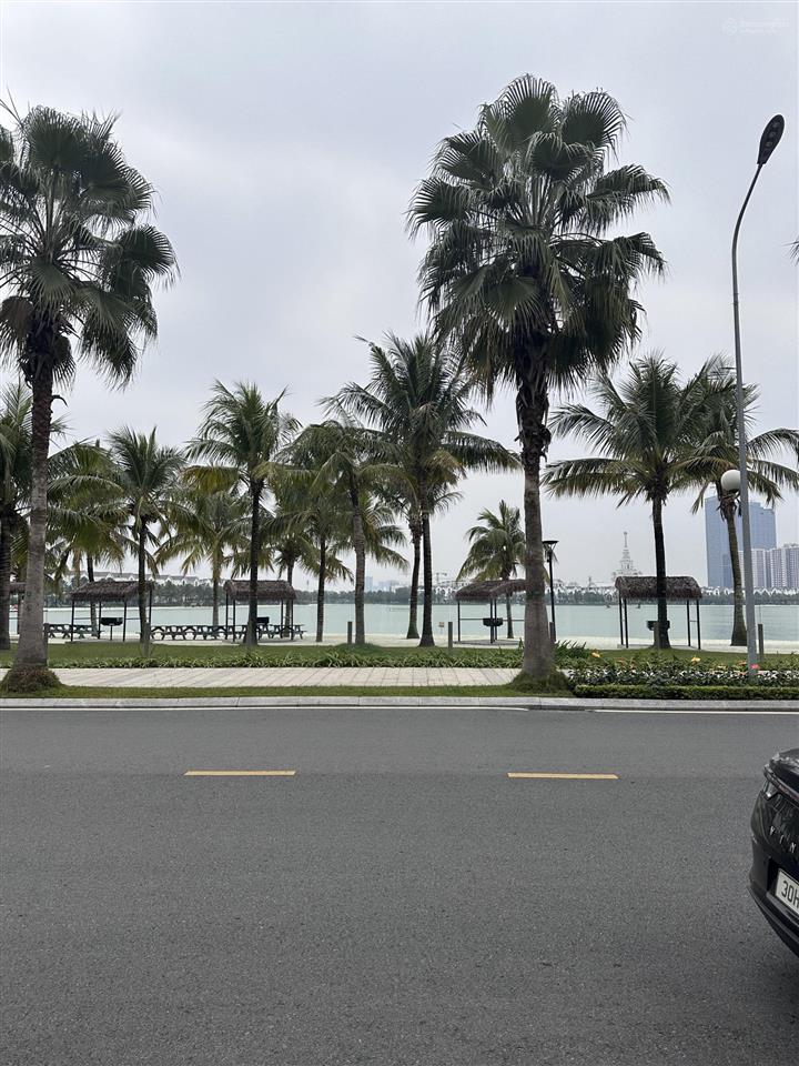 Đơn lập mặt hồ ngọc trai dt 265 m2 view trực diện hồ ! sống đẳng cấp !