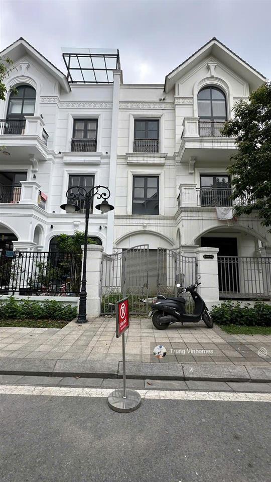 Bán biệt thự 150 m2 hải âu, gần hồ, hướng đông nam, không lỗi, giá 26 tỷ rẻ nhất ocp1 !