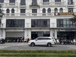 Cho thuê nhà 5 tầng mới hoàn thiện dt 70 m2, mặt đường 52 m xuyên tâm.