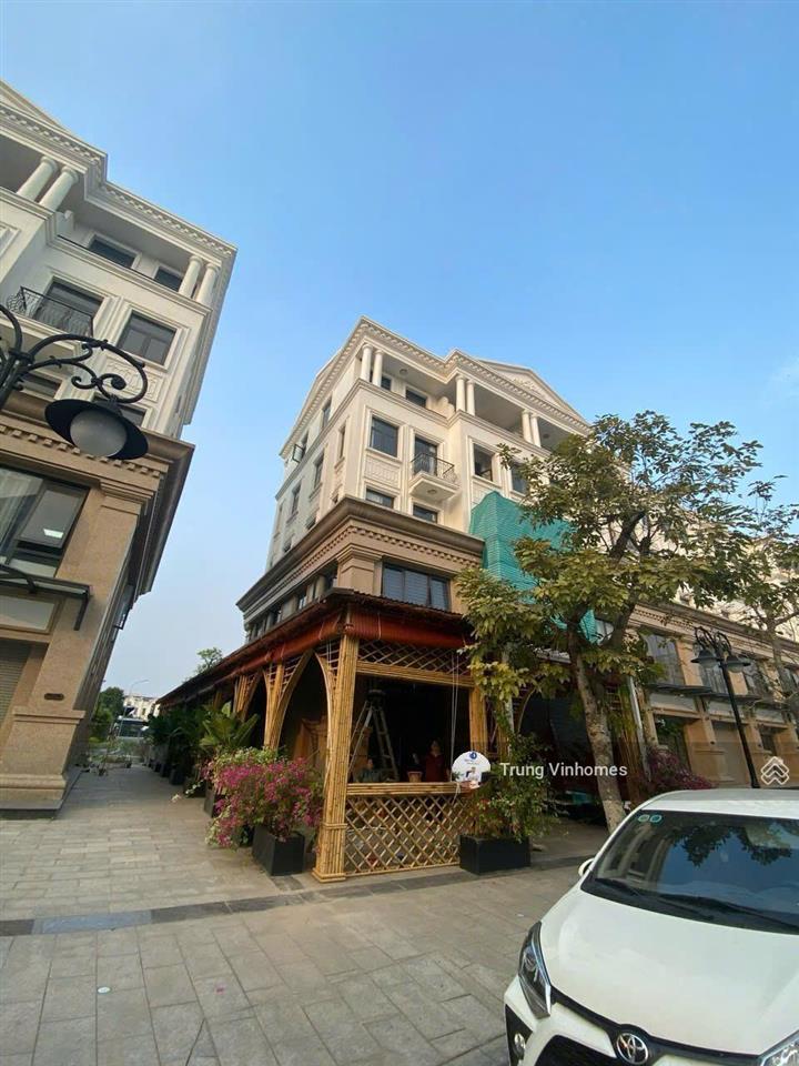 Cho thuê shophouse hải âu 11. dt 200m2, 5t, 2 mặt tiền. full đồ giá tốt 30 tr
