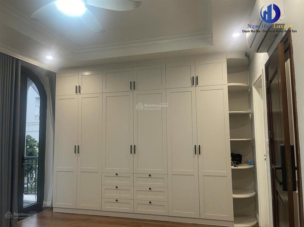 Cho thuê biệt thự 4 pn, full nội thất cao cấp tại ocp1 gia lâm!!