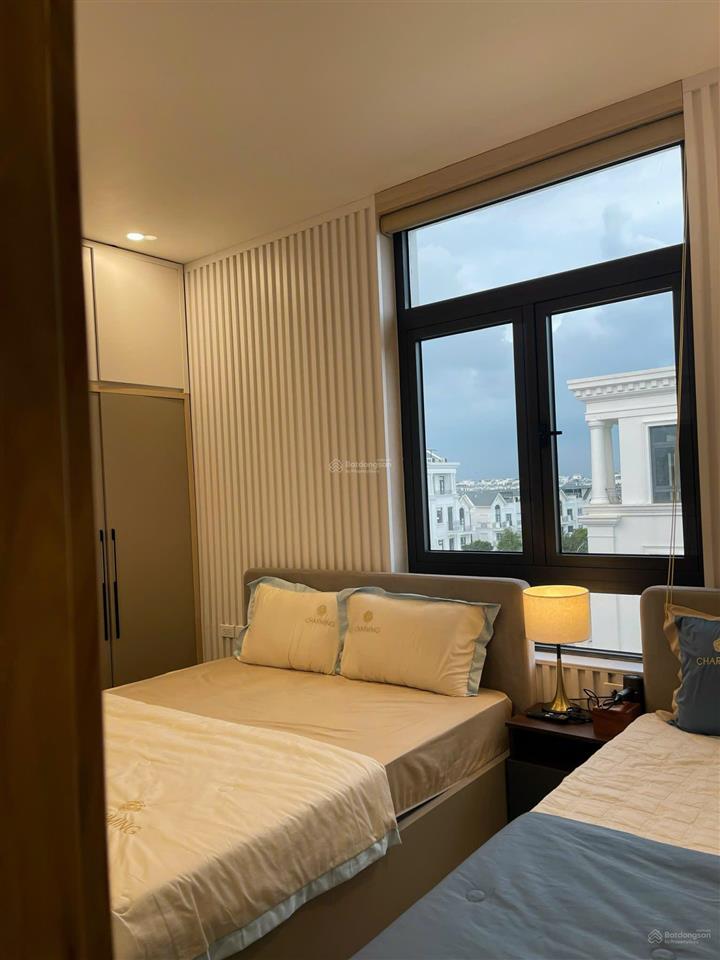 Biệt thự view biển hồ thiết kế 7 pn khép kín, để ở, làm khách sạn, kinh doanh, giá 36 tr