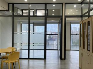 The sun avenue  cho thuê văn phòng diện tích lớn 80m2 giá 29 triệu đã bao gồm phí quản lý & thuế