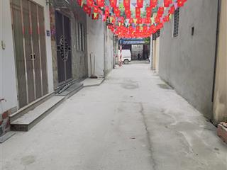 Hàng đầu tư tây trà đất rộng 100m có nhà 3 tầng tương lai ra mặt đường lớn.