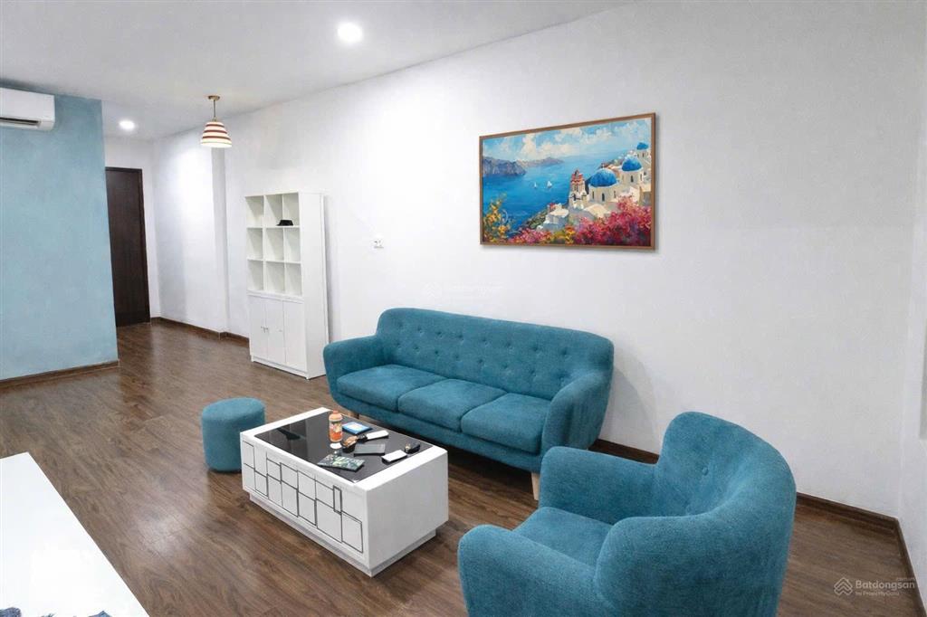 Bán ch 2pn, 2wc, 65m2, giá cực chất 5,3 tỷ tại hà nội homeland, long biên