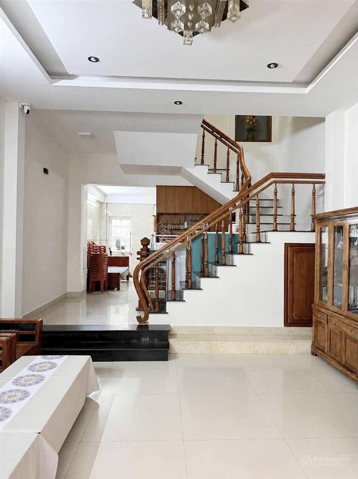Đẳng cấp 03 tầng mới đẹp 66m2 4pn đường ung văn khiêm phố tây gần biển chỉ 10,7 tỷ