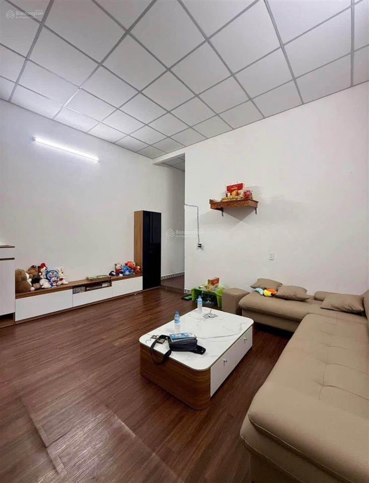 4 tỷ 2 lô góc kinh doanh kiệt 5m nguyễn văn linh quá đẹp