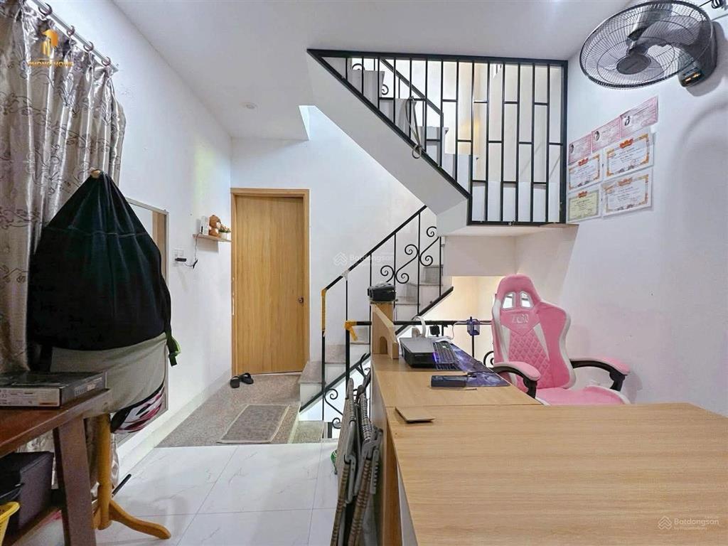 Siêu vị trí  nhà 4 tầng mới đẹp 4pn gần cầu rồng 3,35 tỷ