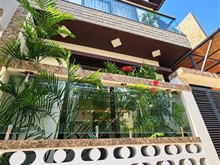Villa 3 tầng 2 mặt kiệt núi thành 3pn ở cực chất chỉ 5 tỷ 55
