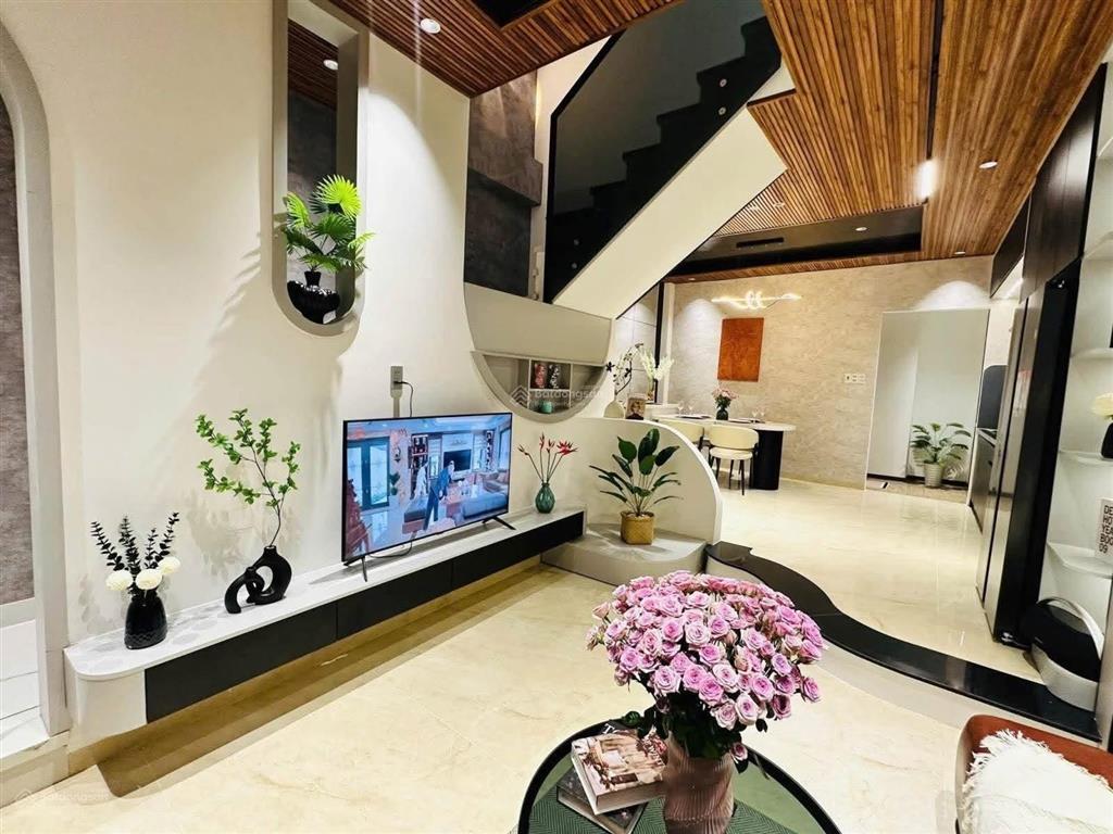 Bán nhà đẹp 3 tầng 3pn  full nội thất  kiệt hoàng diệu hải châu  5 tỷ 65
