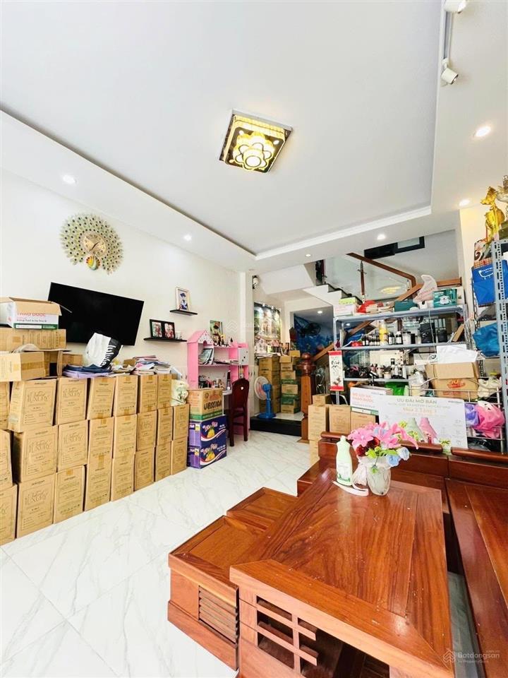 Nhanh tay 3 tầng 3pn kiệt kinh doanh 5m điện biên phủ chỉ 4 tỷ 99