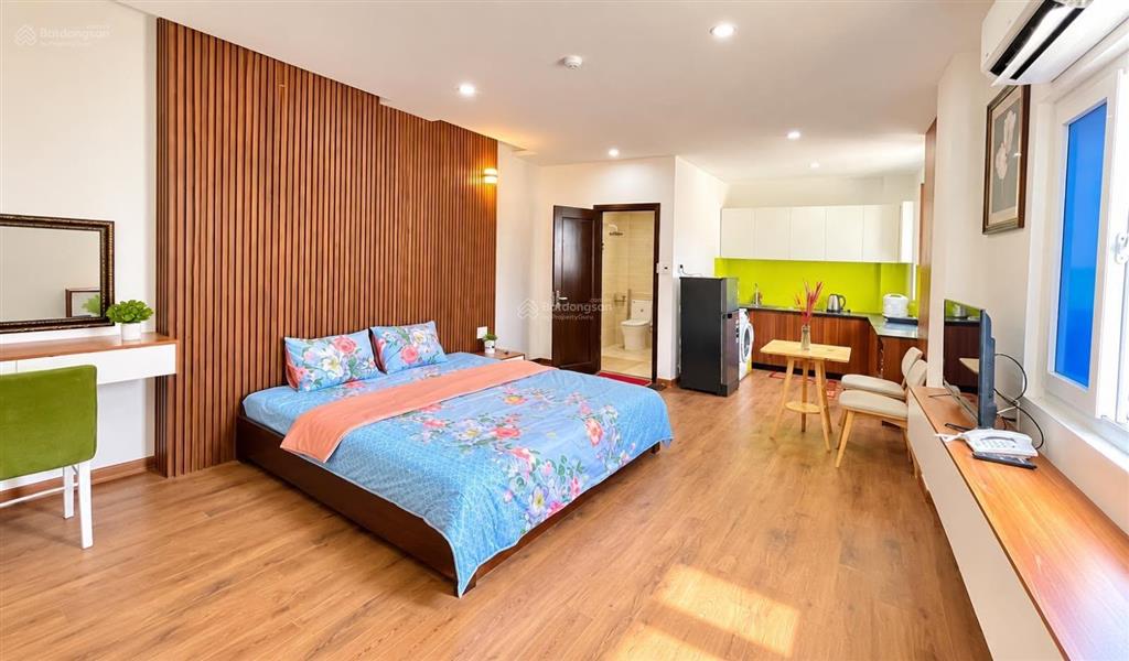 Khách sạn 5 tầng  gần biển mỹ khê  chỉ 16,8 tỷ