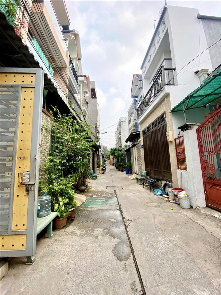 Bán nhà đẹp shr đúc lững đường trần thị cờ p. thới an q12, cách mt lê văn khương 100m, 3,95 tỷ