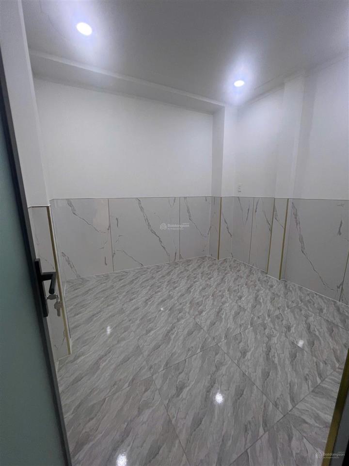 Bán nhà đẹp shr đúc lững đường trần thị cờ p. thới an q12, cách mt lê văn khương 100m, 3,95 tỷ