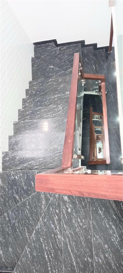 Bán căn nhà shr lửng 4 lầu mái btct đường nguyễn tư giản p. 12 q. gò vấp gần sân bay tsn  8,39 tỷ