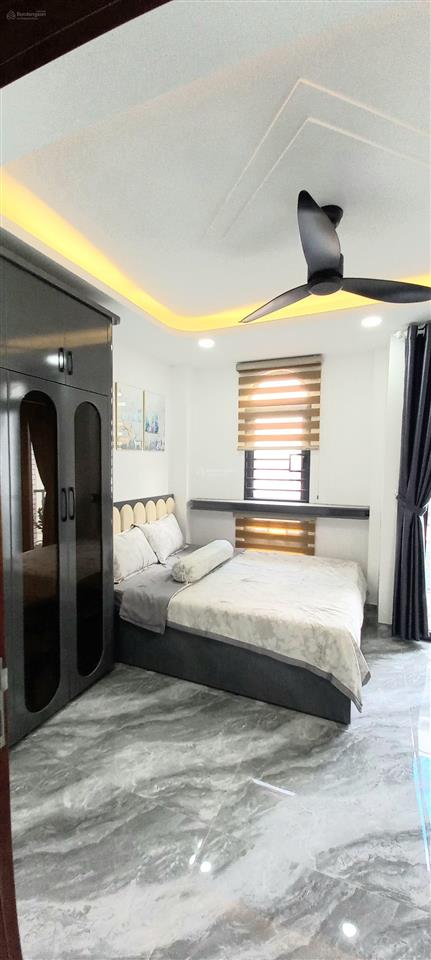 Bán căn nhà shr lửng 4 lầu mái btct đường nguyễn tư giản p. 12 q. gò vấp gần sân bay tsn  8,39 tỷ