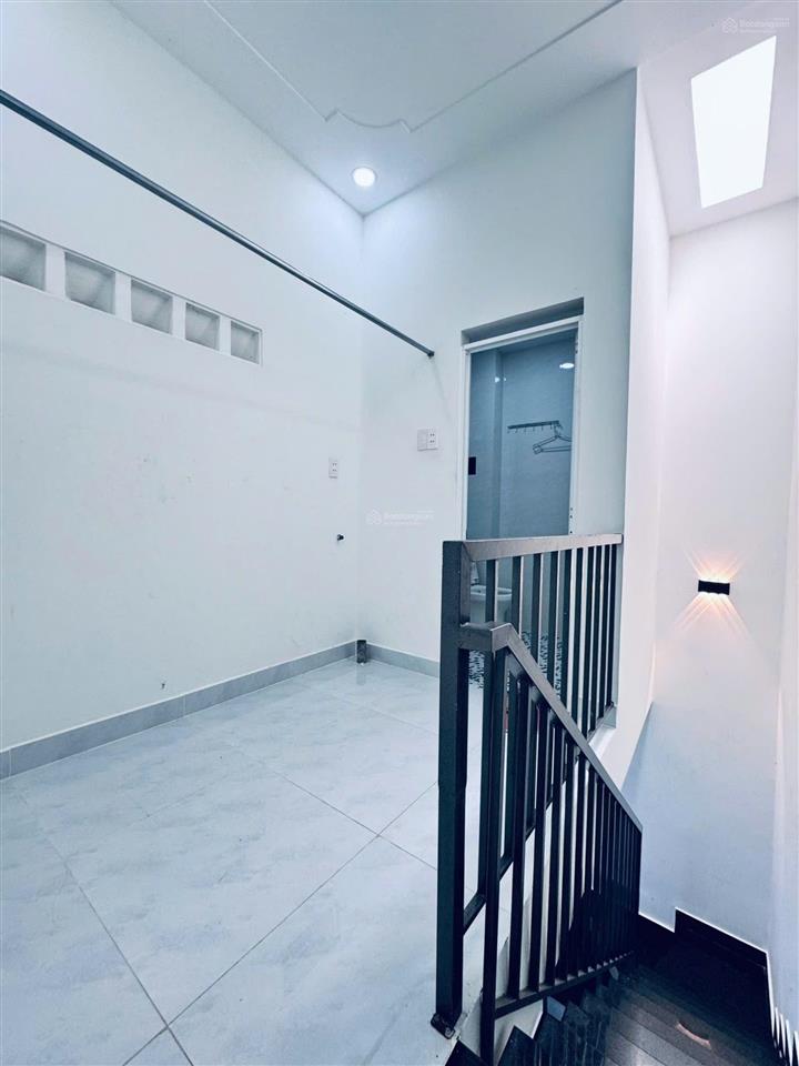 Bán nhà mặt tiền kinh doanh phạm văn chiêu phường 9 quận gò vấp  sát ngã 4 quang trunggiá 5,79 tỷ