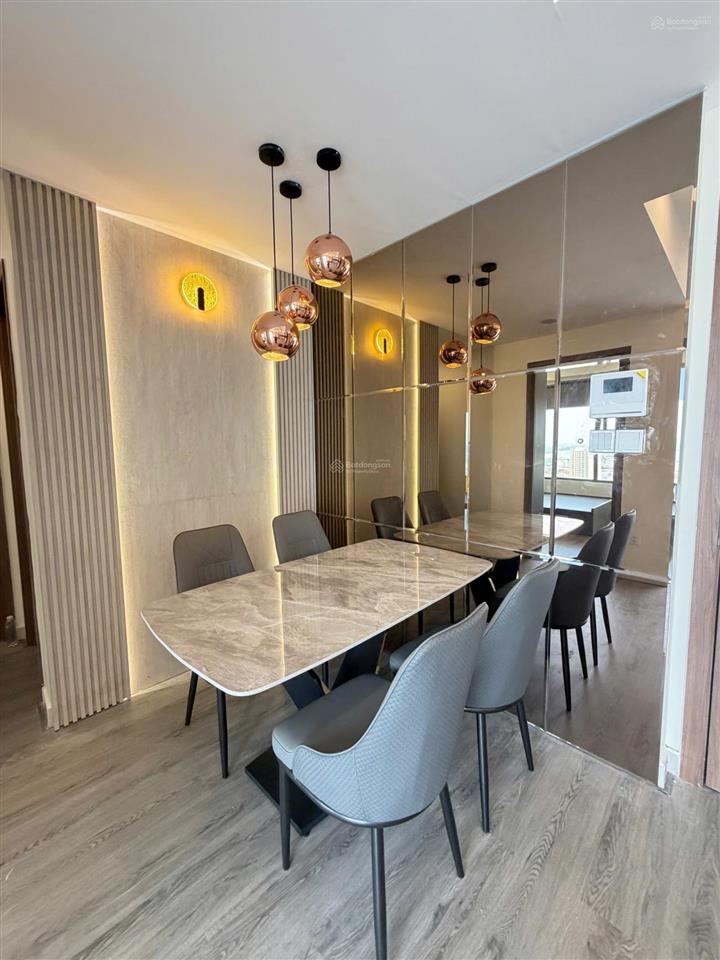 Chính chủ cần bán căn góc 2 mặt tiền tầng 22 căn hộ the rivana đã có sổ hồng riêng giá 3.6 tỷ
