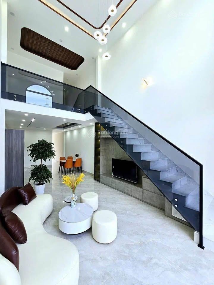 Nhà 1 lửng  chính chủ  gần tên lửa  sổ hồng riêng  hẻm oto  giá 1 tỷ 7