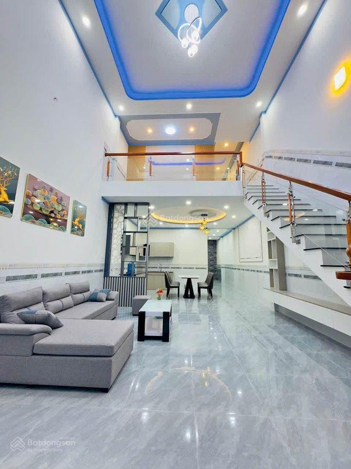 Bán nhà 1 lửng  hẻm oto  gần lê trọng tấn  giá 2 tỷ  ở ngay