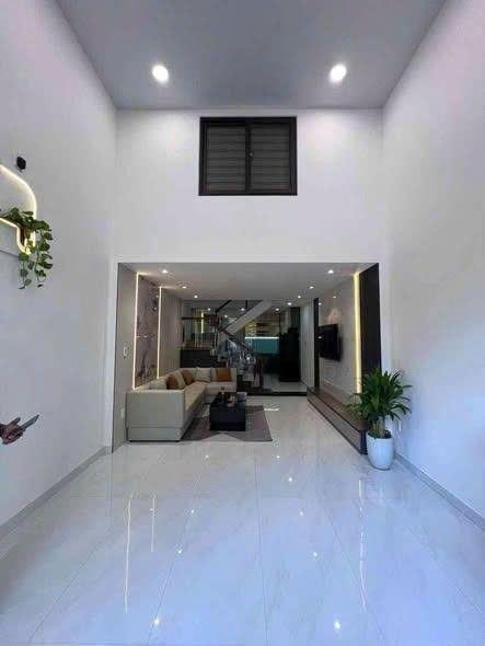 Nhà cần bán gấp 