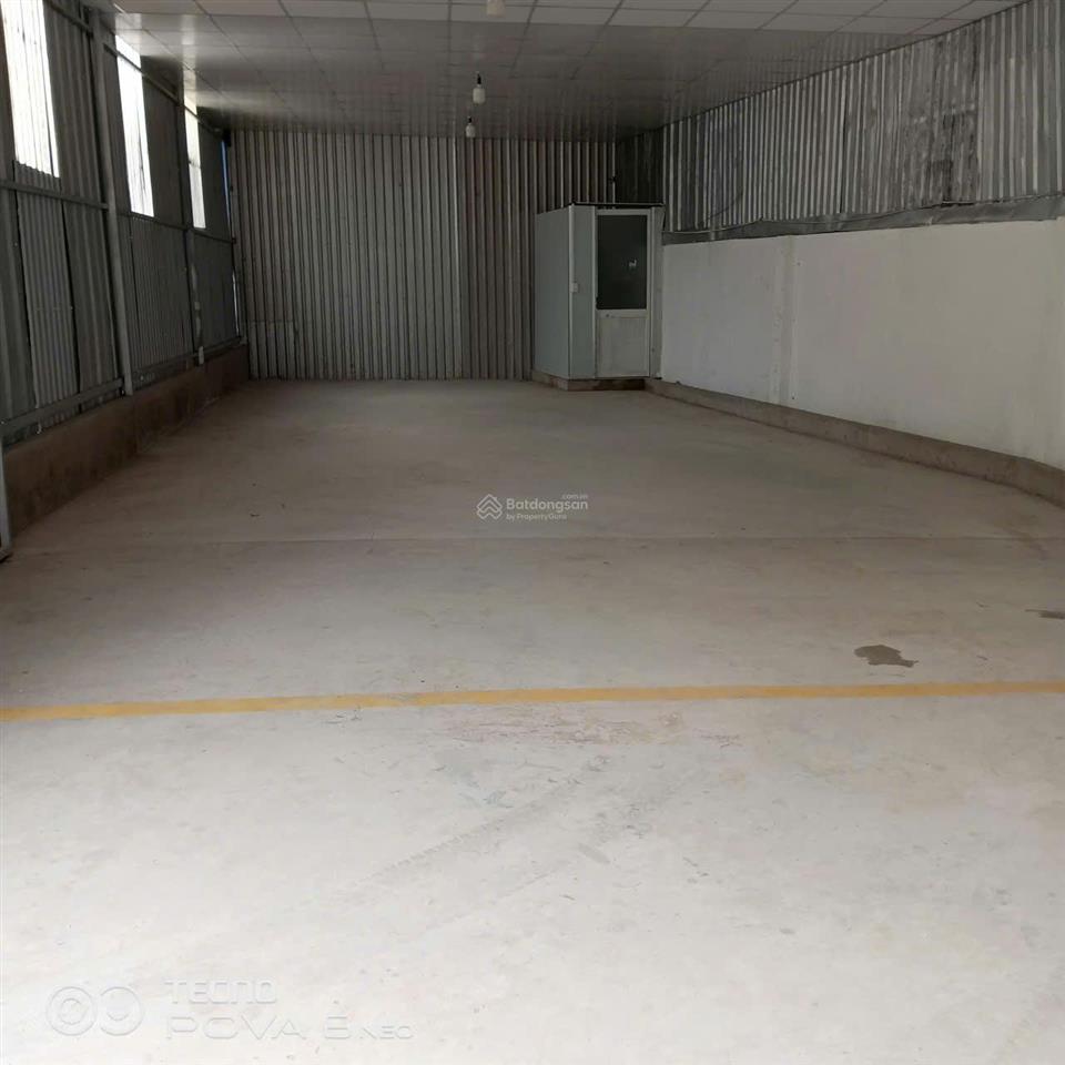 Chính chủ cho thuê kho 110m2, giá 9 triệu/tháng tại phường phước long b  quận 9