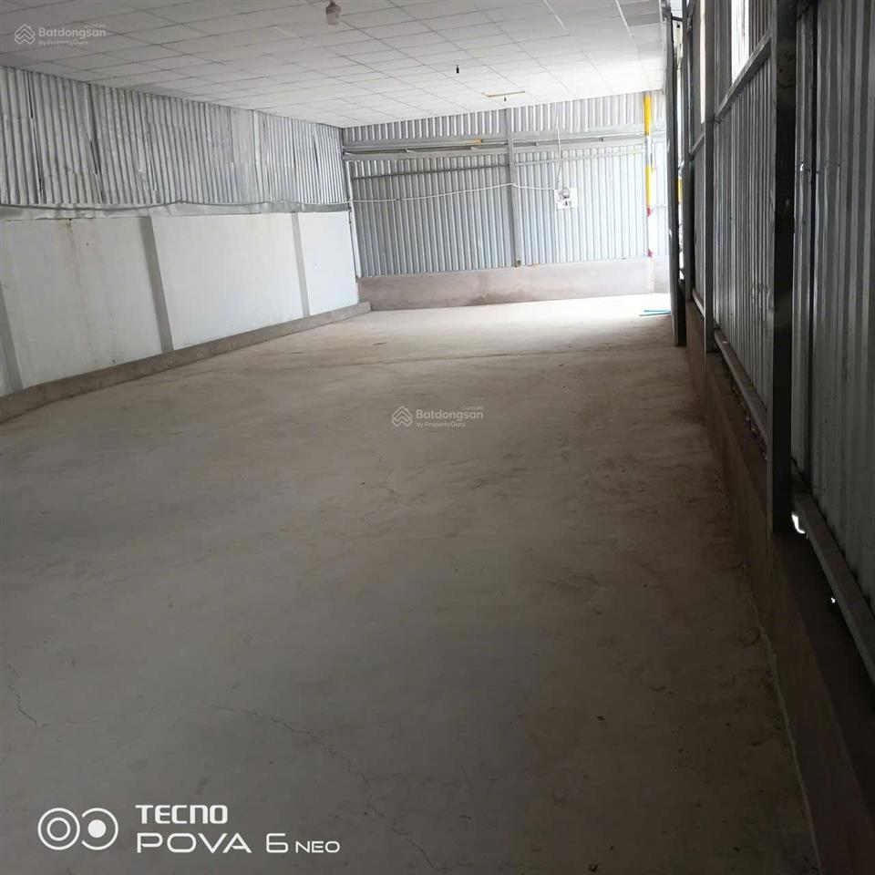 Chính chủ cho thuê kho 110m2, giá 9 triệu/tháng tại phường phước long b  quận 9