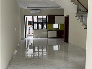 Cần cho thuê nhà nguyên căn sim city quận 9 phù hợp ở hoạc kinh doanh