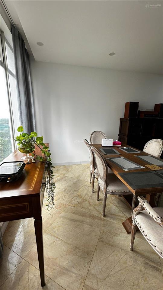 Chủ gửi bán căn dt 150 m2 nhà full nội thất