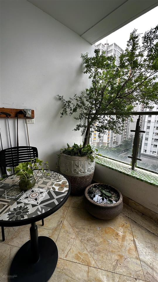 Chủ gửi bán căn dt 150 m2 nhà full nội thất
