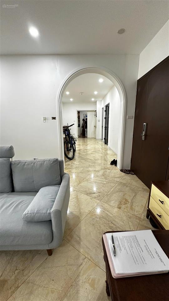 Chủ gửi bán căn dt 150 m2 nhà full nội thất