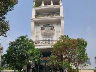 Tòa nhà huy hoàng 8mx20m, hầm trệt lửng 4 lầu sân thượng, giá 53 tỷ
