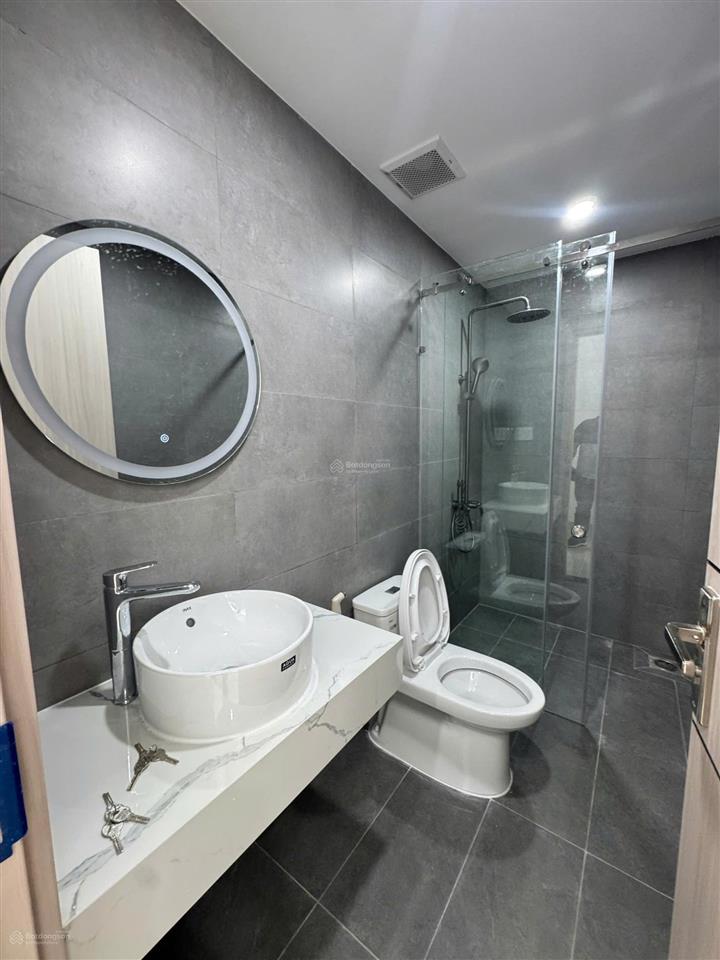 Cho thuê nhà phố soho the global city, nhà hoàn thiện, 5x19m 1 trệt 4 lầu, giá chỉ 45 triệu/tháng